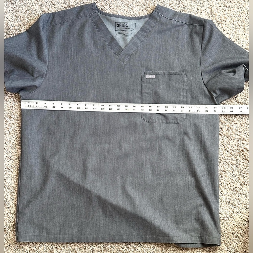 Figs Lot of 2 Soft Scrub Tops (1) Black (1) Charcoal Gray Medical Nurse Sz XXL - Picture 8 of 11